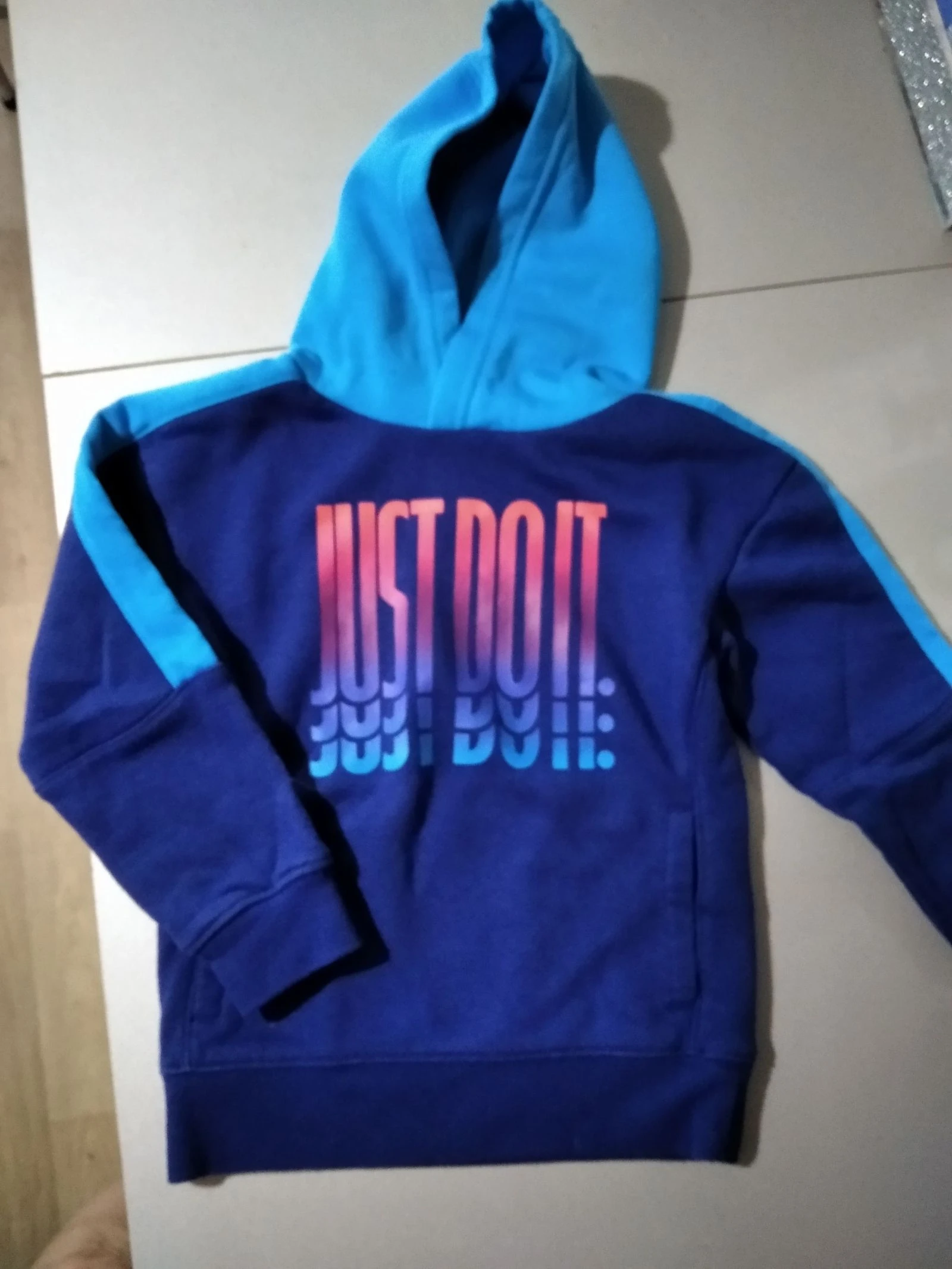 Beau sweat garçon Nike 